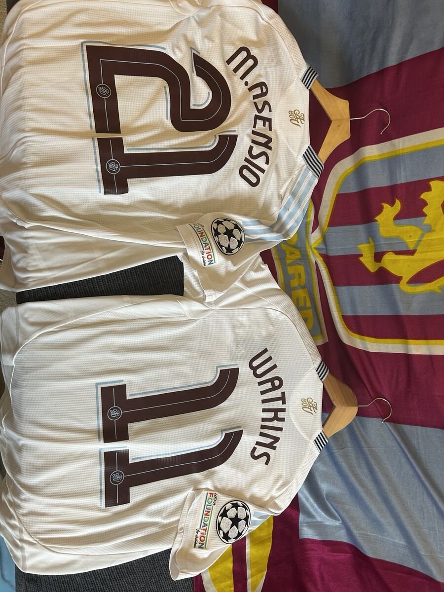 2024/25 Away / white