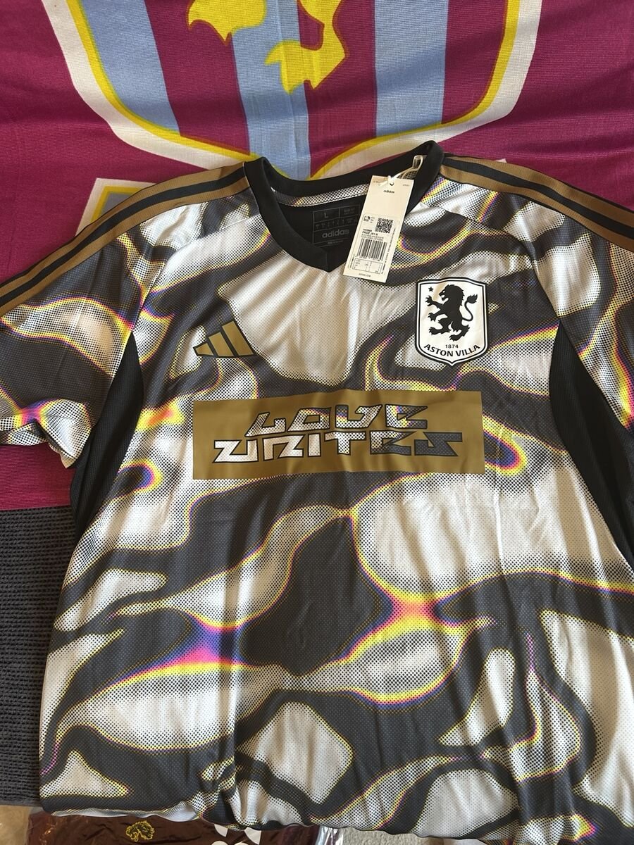 2024/25 Pre-match Pride / Villa United pattern