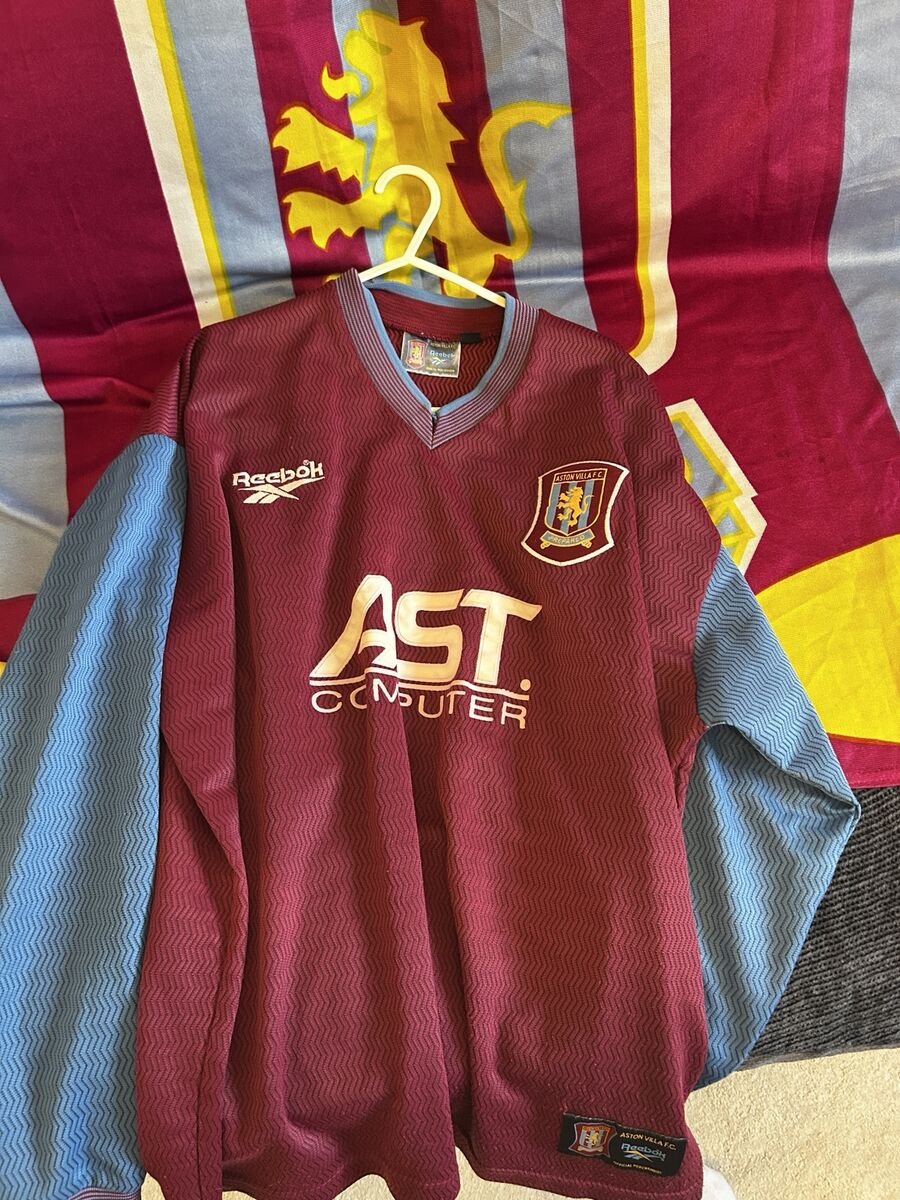 Reebok/AST Computer era Home - claret with blue sleeves