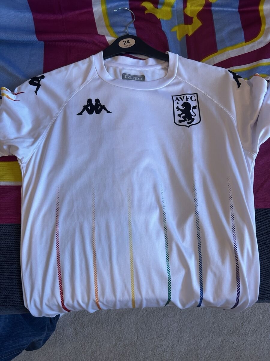 2020/21 Pre-match Pride - white with black crest