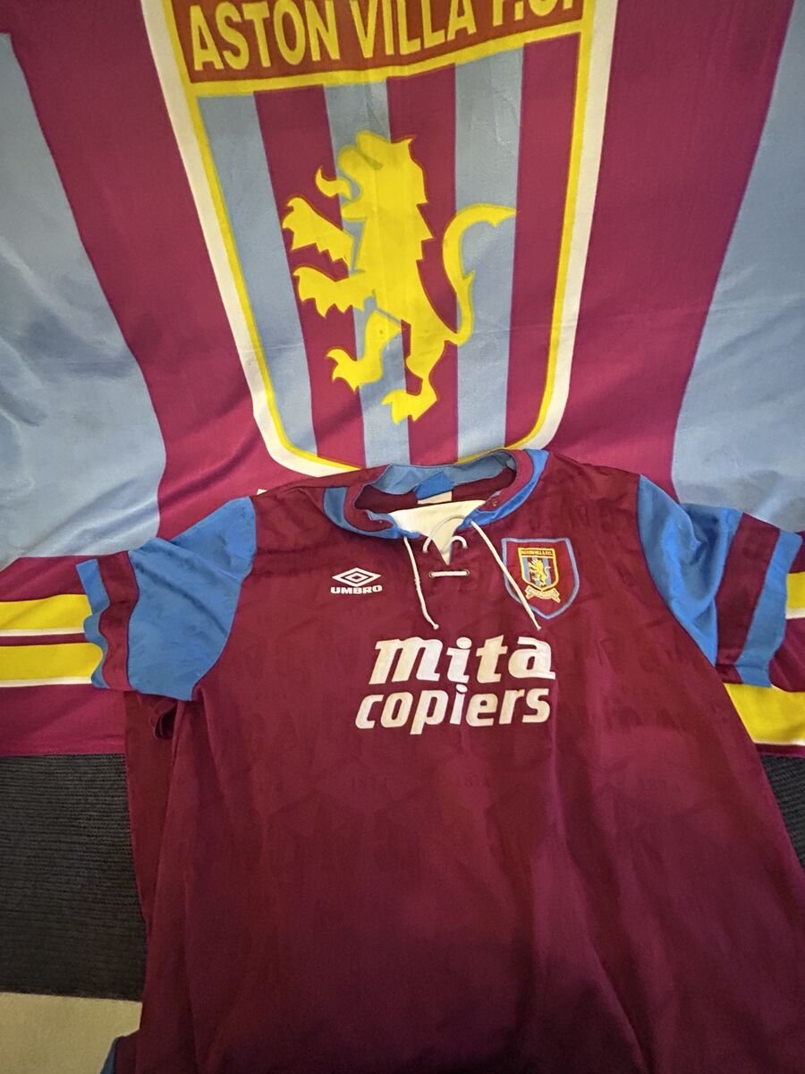 Umbro/Mita Copiers era Home - claret unsigned